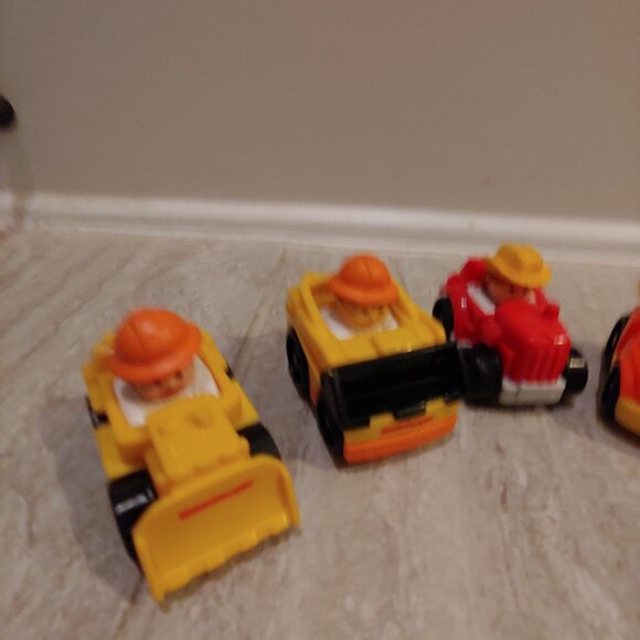 Fisher-Price Little People Wheelies Car Set 6 Pieces 2000s - Picture 3 of 9
